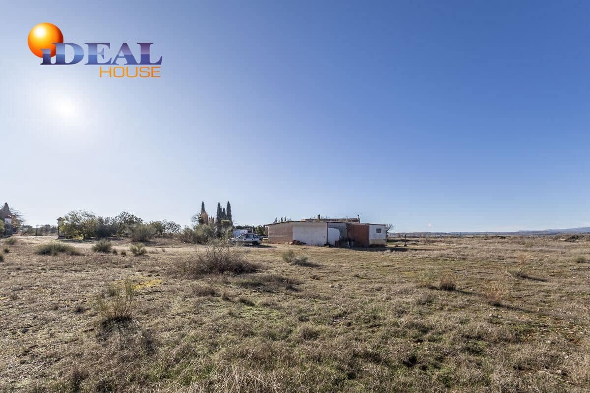 Finca/Casa Rural de 4 habitaciones en Moraleda de Zafayona en venta con piscina garaje - 260.000 € (Ref: 9508821)