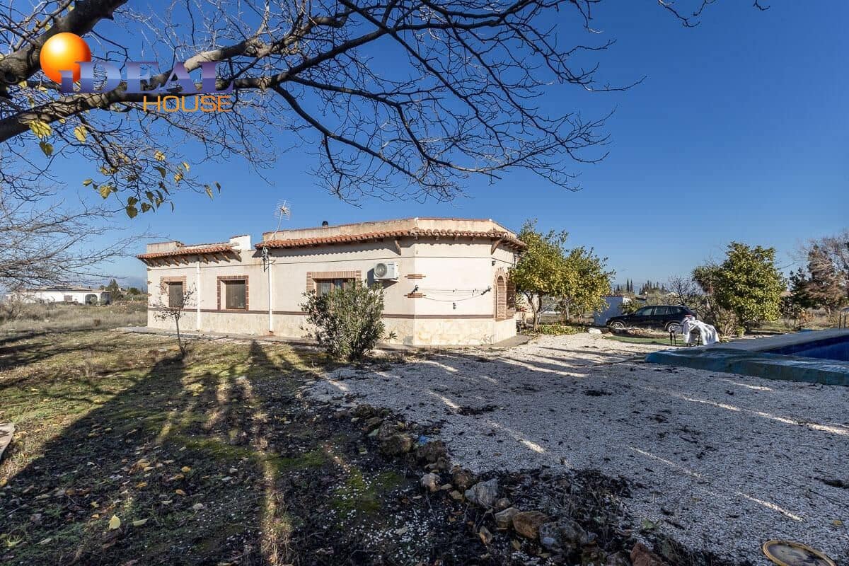 Finca/Casa Rural de 4 habitaciones en Moraleda de Zafayona en venta con piscina garaje - 260.000 € (Ref: 9508821)