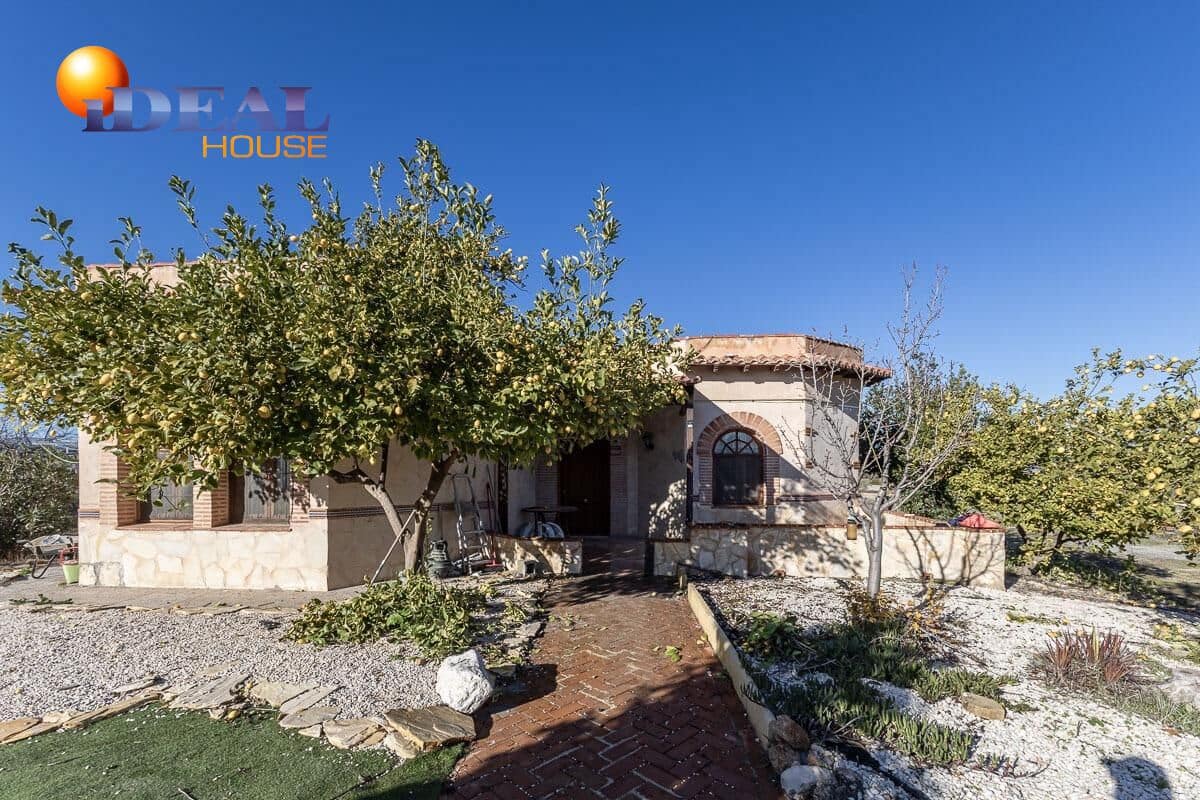 Finca/Casa Rural de 4 habitaciones en Moraleda de Zafayona en venta con piscina garaje - 260.000 € (Ref: 9508821)