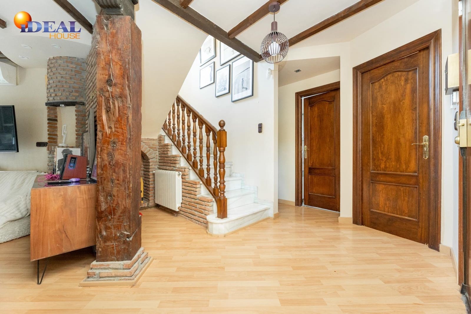 5 sypialnia Willa na sprzedaż w Albolote z basenem garażem - 350 000 € (Ref: 9508822)