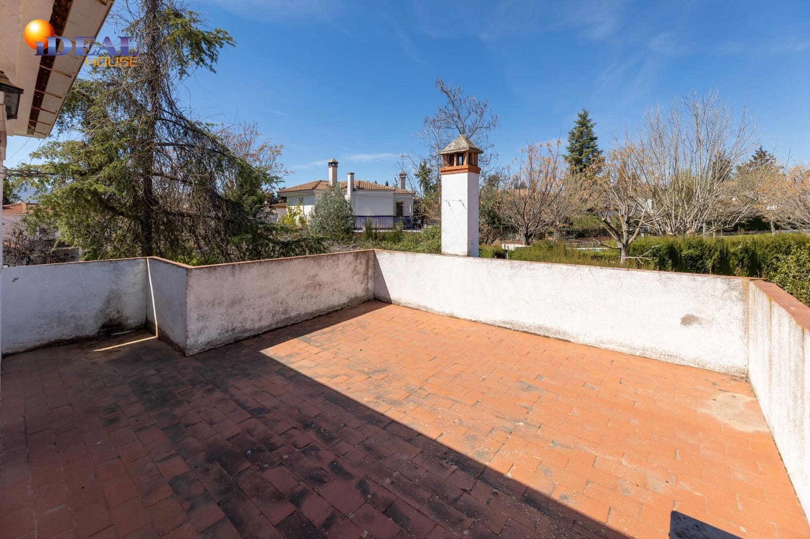 5 sypialnia Willa na sprzedaż w Albolote z basenem garażem - 350 000 € (Ref: 9508822)