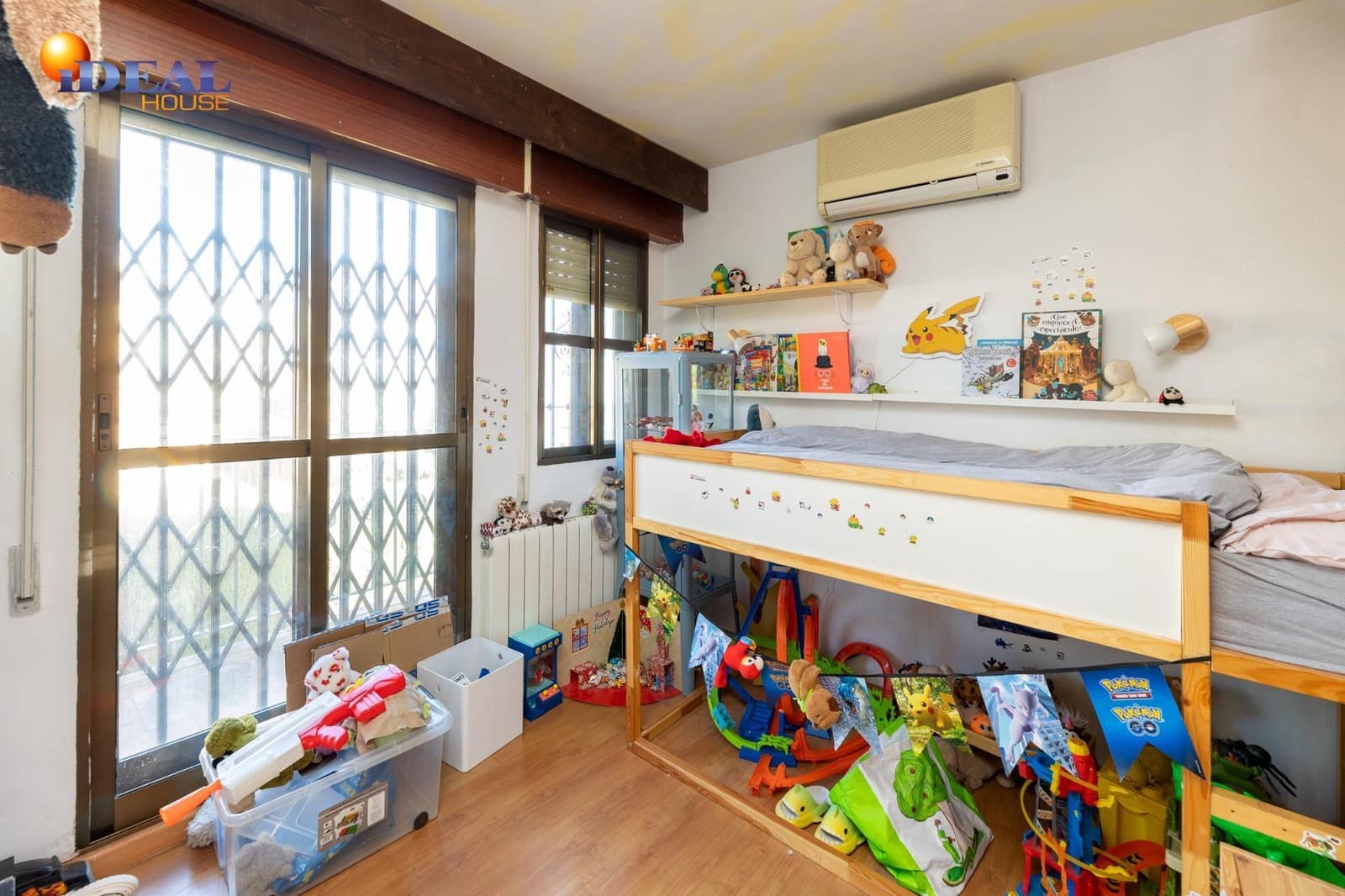 5 sypialnia Willa na sprzedaż w Albolote z basenem garażem - 350 000 € (Ref: 9508822)