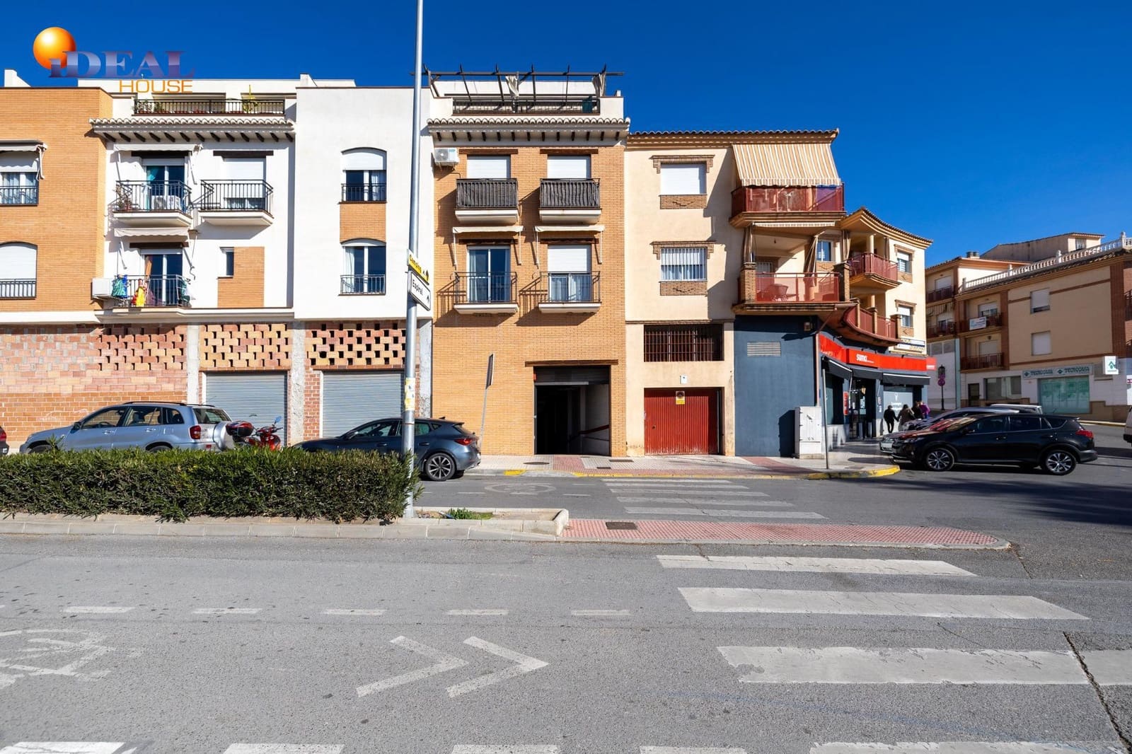 Garaż na sprzedaż w Peligros - 19 500 € (Ref: 9516030)