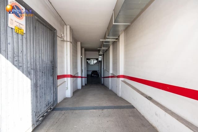 Garaż na sprzedaż w Peligros - 19 500 € (Ref: 9516030)