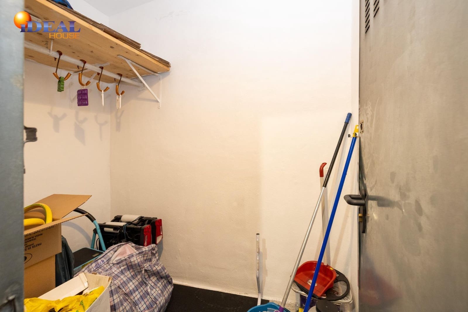 Garaż na sprzedaż w Peligros - 19 500 € (Ref: 9516030)