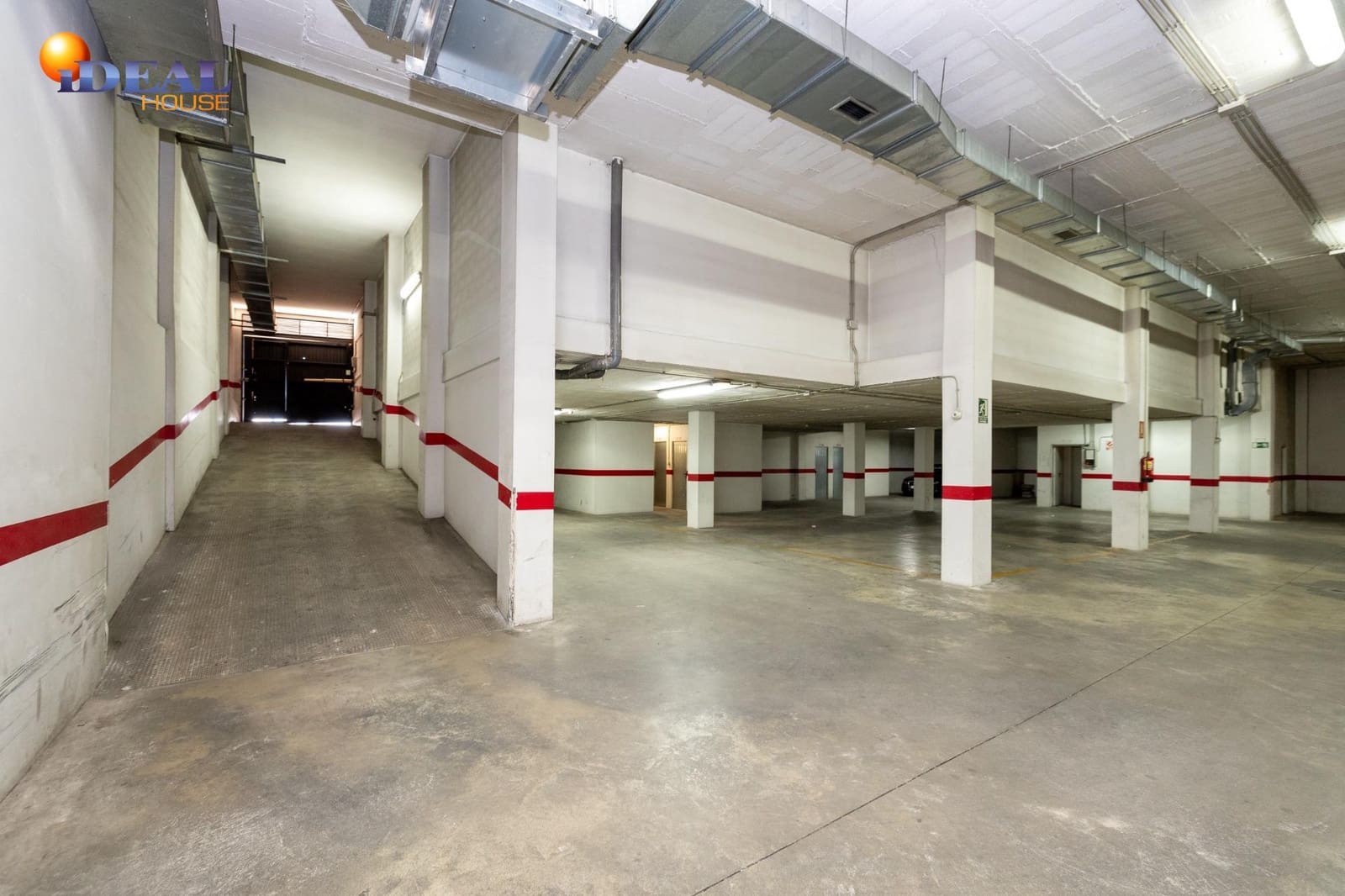 Garaż na sprzedaż w Peligros - 19 500 € (Ref: 9516030)