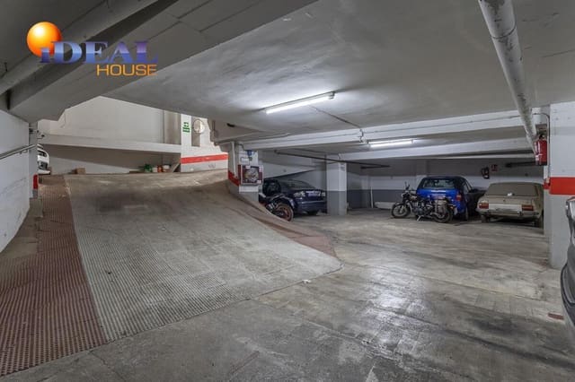 Garage till salu i Granada stad - 29 000 € (Ref: 9516031)