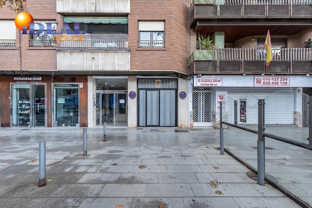 Garage till salu i Granada stad - 29 000 € (Ref: 9516031)