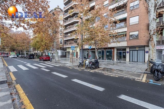 Garage till salu i Granada stad - 29 000 € (Ref: 9516031)