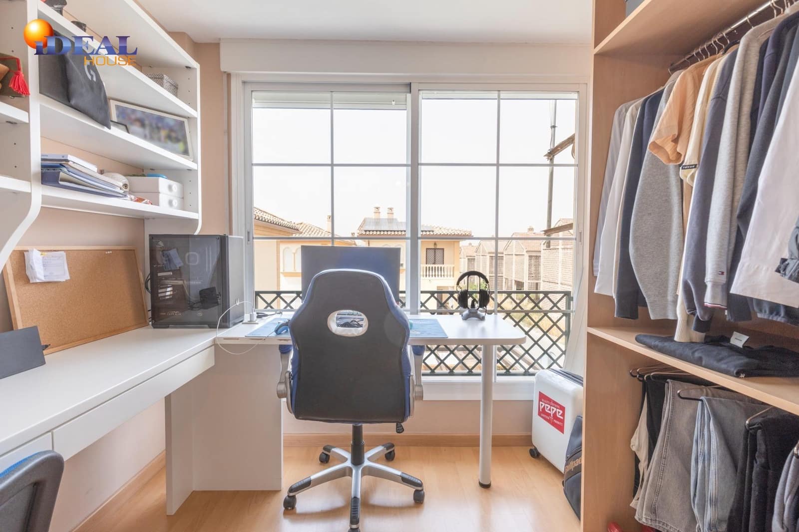 Chalet de 4 habitaciones en Albolote en venta con garaje - 309.000 € (Ref: 9516033)