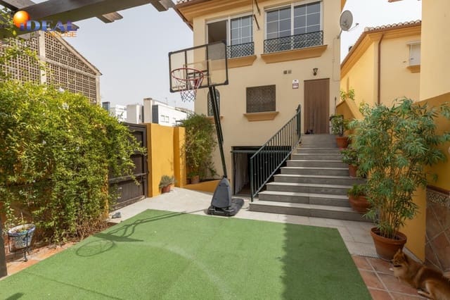 Chalet de 4 habitaciones en Albolote en venta con garaje - 309.000 € (Ref: 9516033)