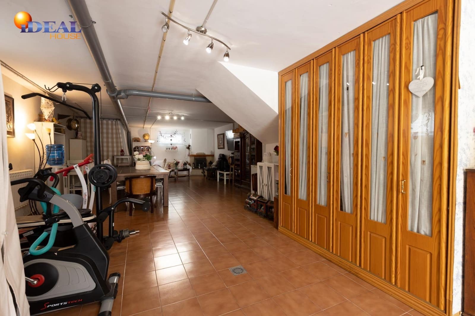 Chalet de 4 habitaciones en Albolote en venta con garaje - 309.000 € (Ref: 9516033)