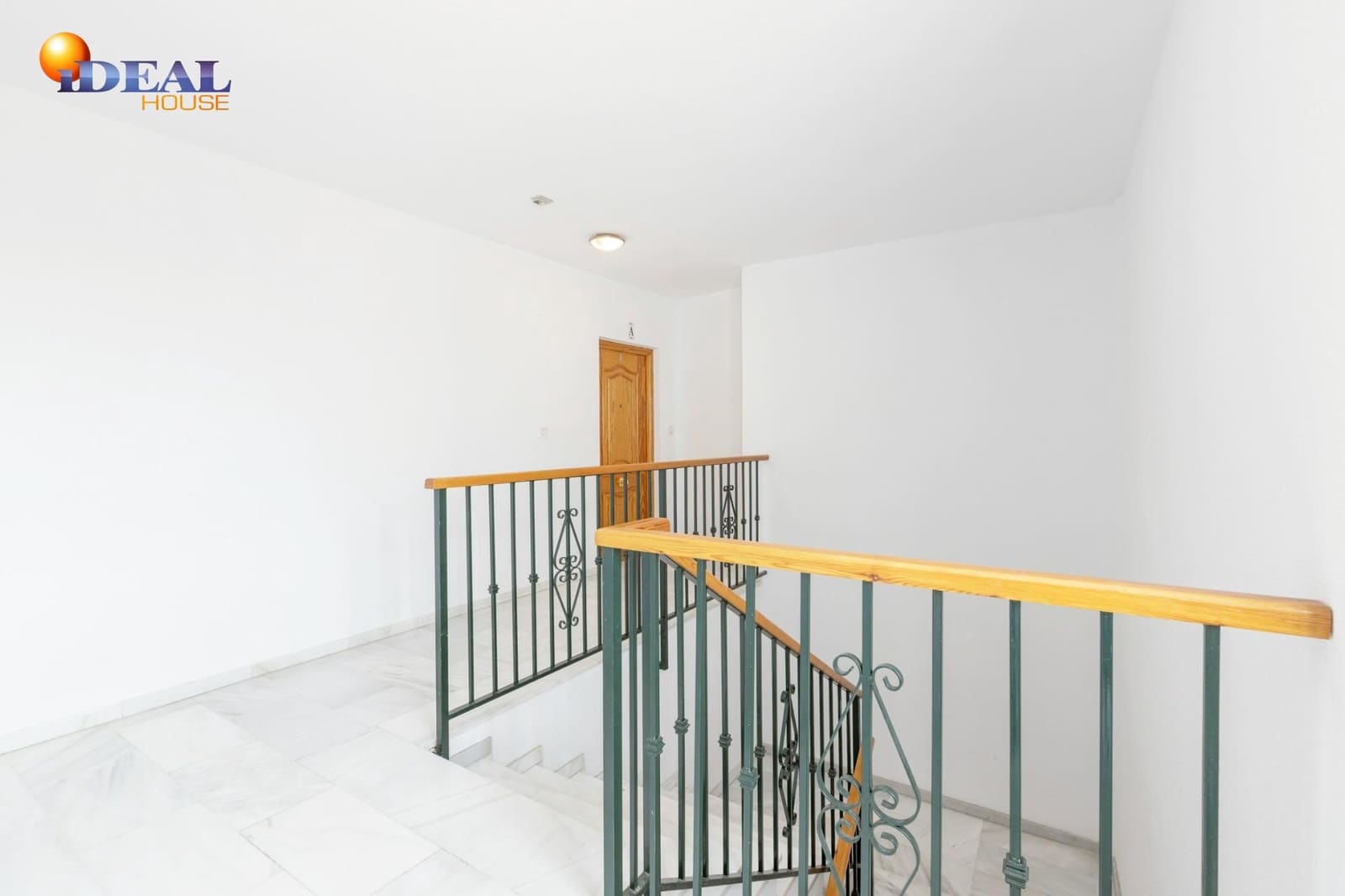 2 slaapkamer Flat te koop in Peligros - € 129.900 (Ref: 9516034)