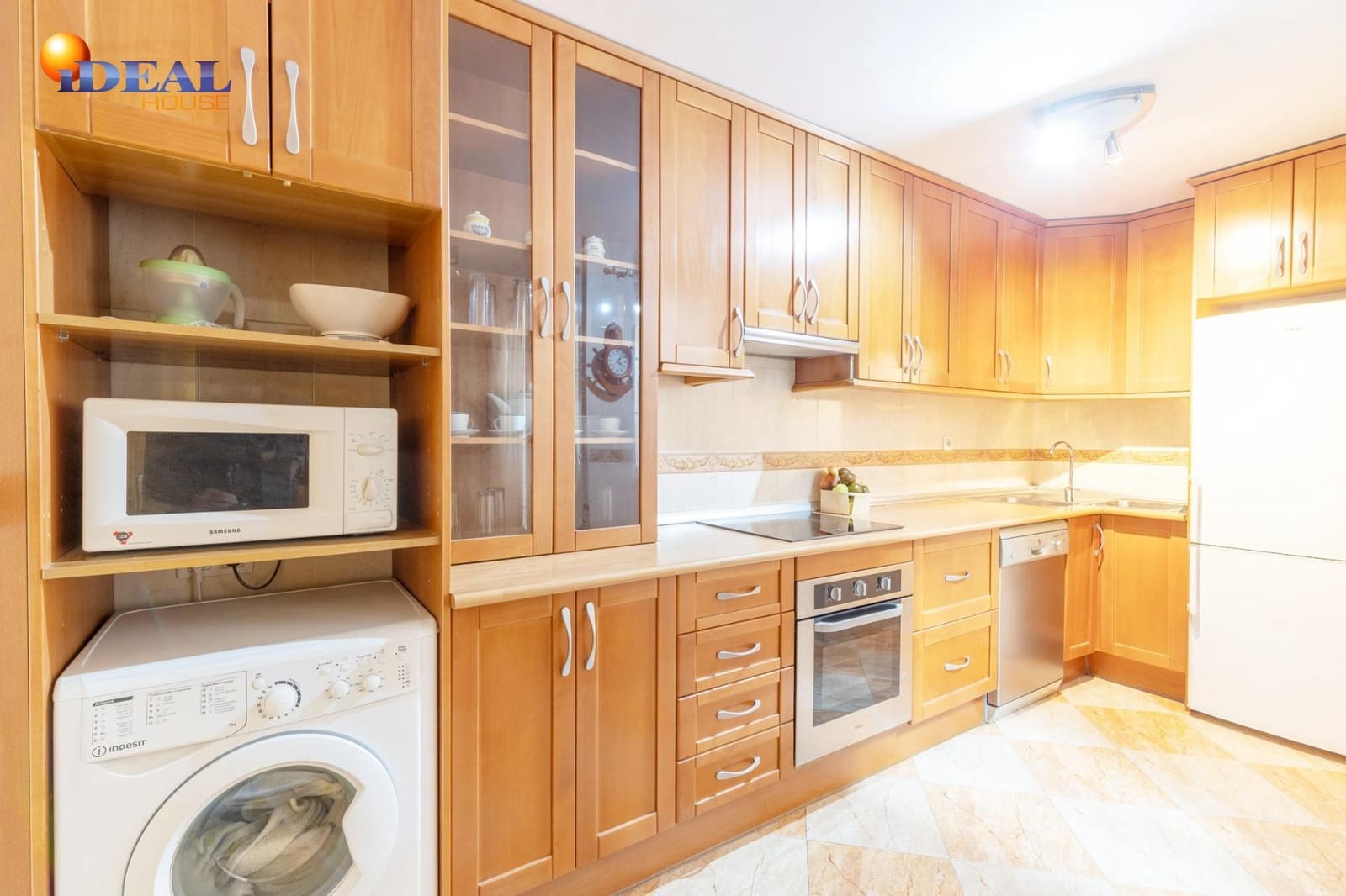 2 slaapkamer Flat te koop in Peligros - € 129.900 (Ref: 9516034)