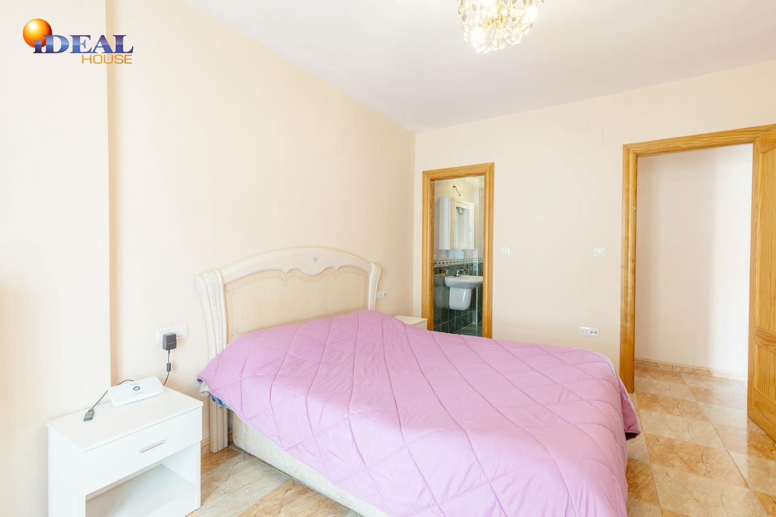 2 slaapkamer Flat te koop in Peligros - € 129.900 (Ref: 9516034)