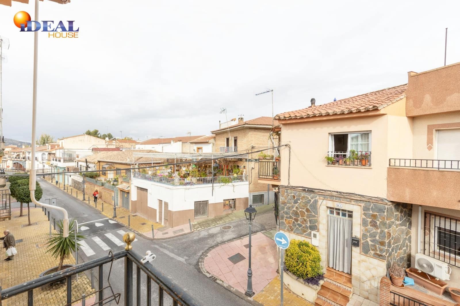 2 slaapkamer Flat te koop in Peligros - € 129.900 (Ref: 9516034)