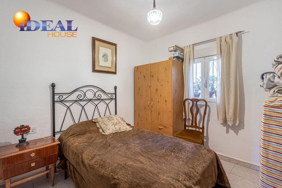 2 soverom Leilighet til salgs i Granada by - € 129 000 (Ref: 9516035)