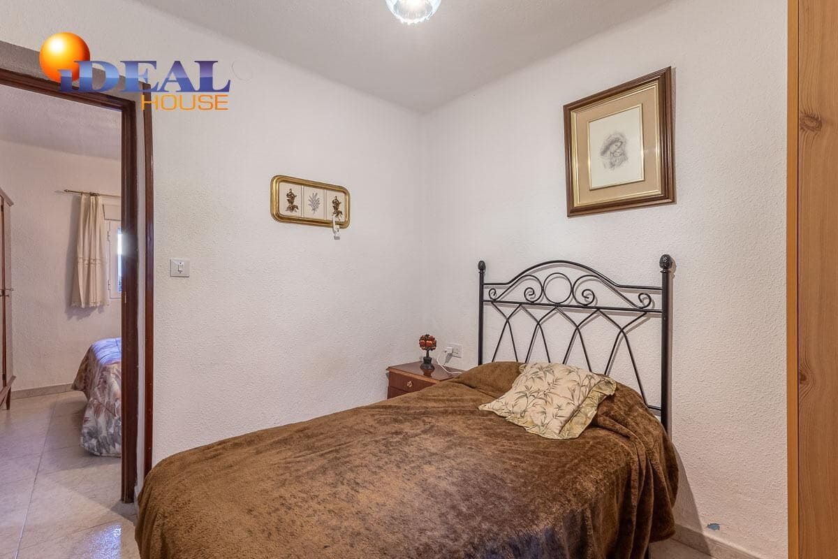 2 soverom Leilighet til salgs i Granada by - € 129 000 (Ref: 9516035)