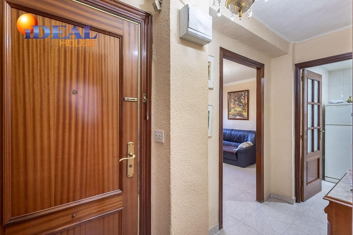 2 soverom Leilighet til salgs i Granada by - € 129 000 (Ref: 9516035)