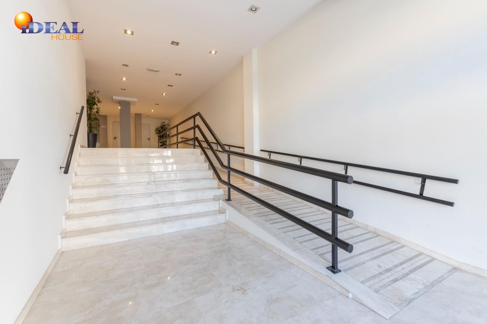 3 soverom Penthouse til salgs i Padul med garasje - € 195 000 (Ref: 9524237)