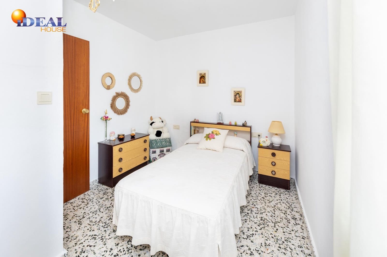 3 chambre Finca/Maison de Campagne à vendre à Otura avec piscine garage - 280 000 € (Ref: 9524238)