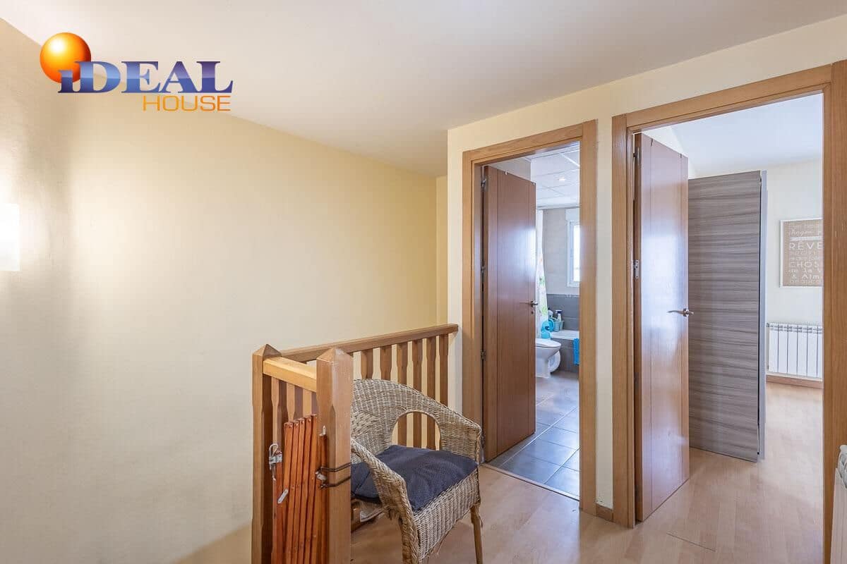 3 soverom Rekkehus til salgs i Churriana de la Vega med garasje - € 269 000 (Ref: 9524239)