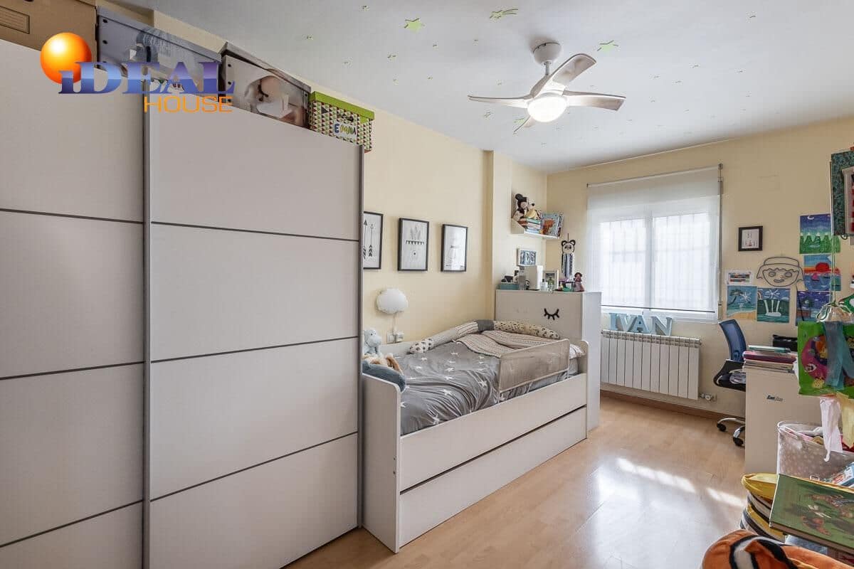 3 soverom Rekkehus til salgs i Churriana de la Vega med garasje - € 269 000 (Ref: 9524239)