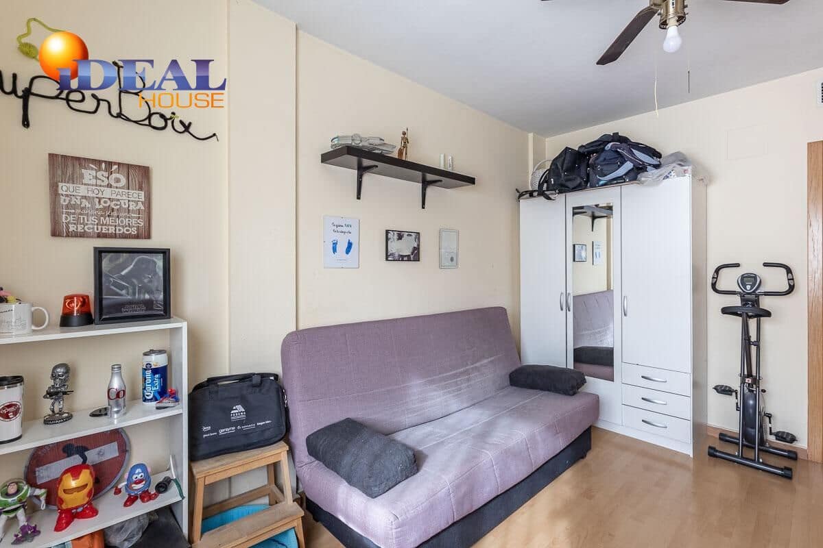 3 soverom Rekkehus til salgs i Churriana de la Vega med garasje - € 269 000 (Ref: 9524239)