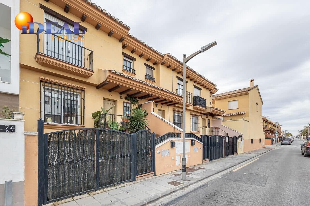 3 soverom Rekkehus til salgs i Churriana de la Vega med garasje - € 269 000 (Ref: 9524239)