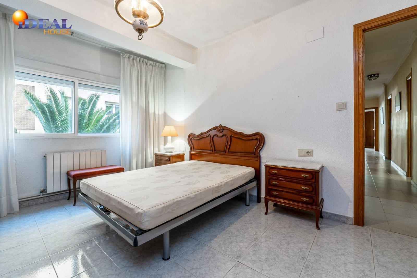 5 sovrum Lägenhet till salu i Granada stad - 325 000 € (Ref: 9530455)