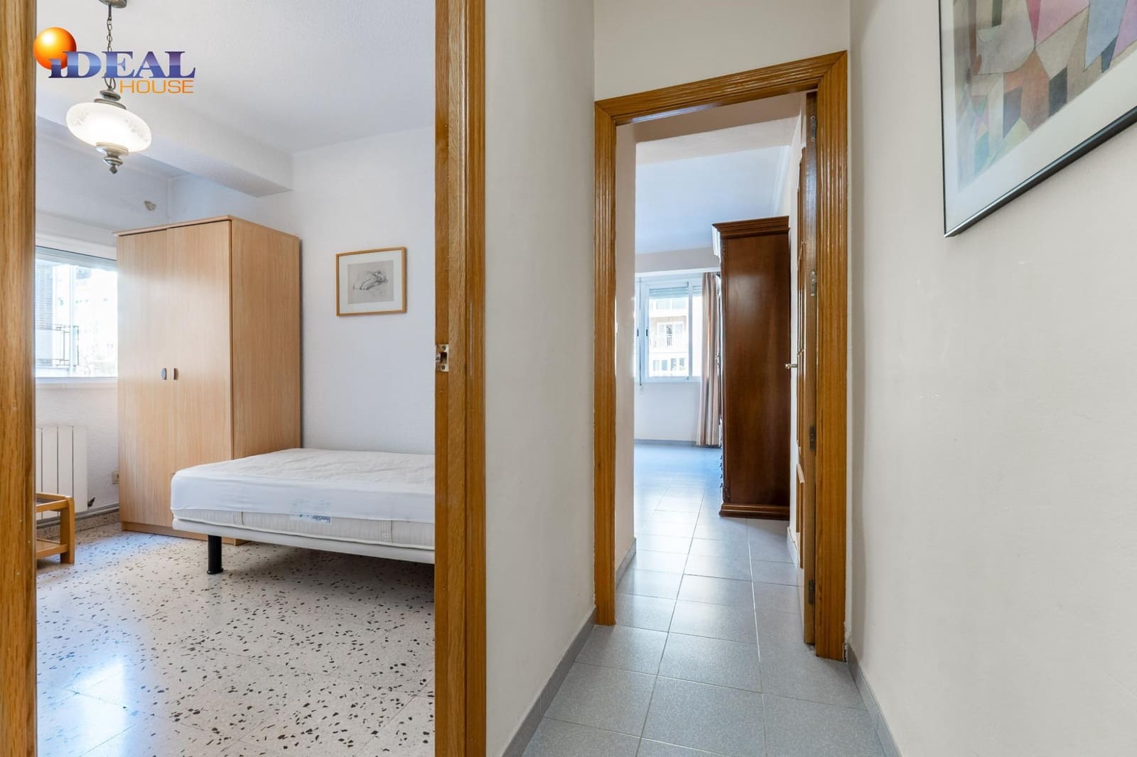 5 sovrum Lägenhet till salu i Granada stad - 325 000 € (Ref: 9530455)