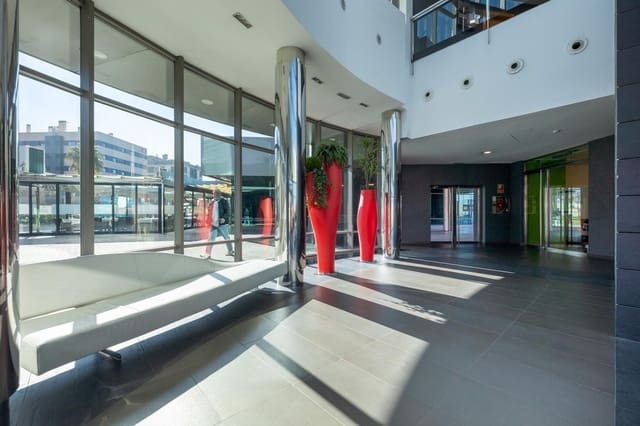 Kontor till salu i Figares, Granada stad med garage - 239 000 € (Ref: 9530459)