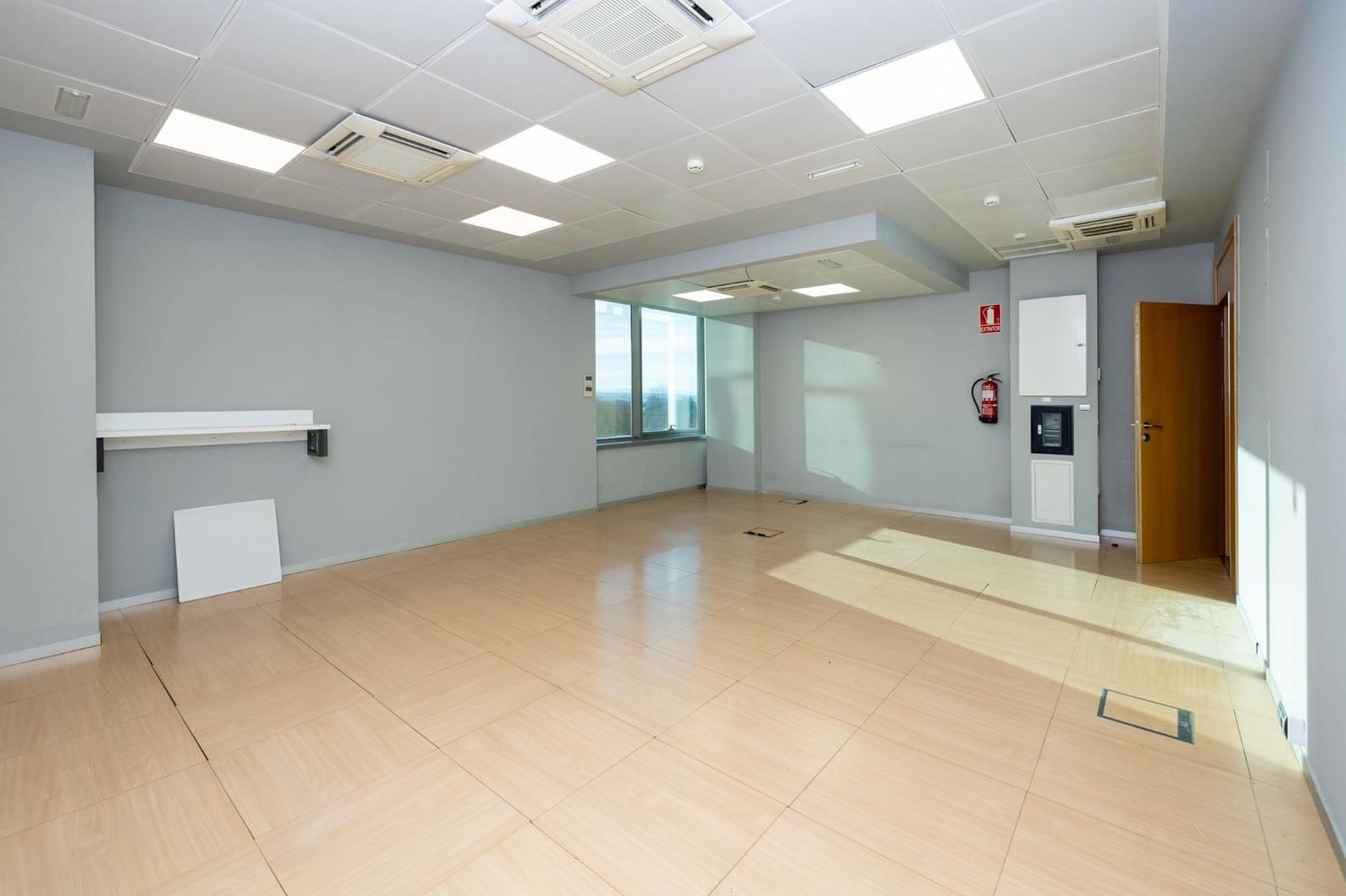 Ufficio in vendita in Granada citta con garage - 239.000 € (Rif: 9530459)