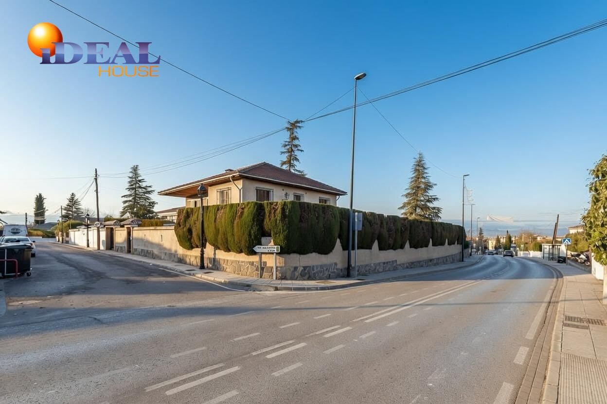 5 bedroom Villa for sale in Gojar with pool garage - € 375,000 (Ref: 9533657)