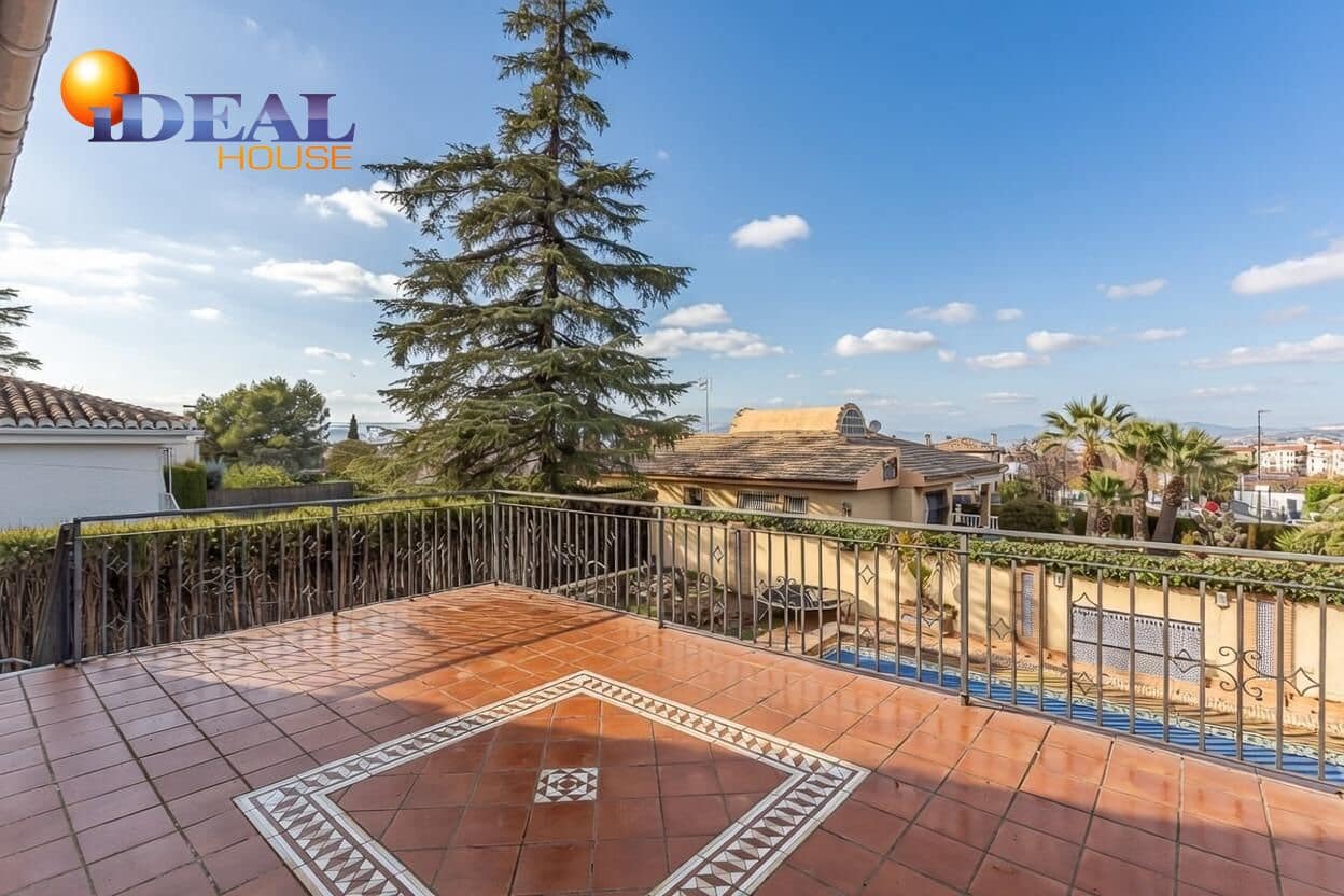 5 bedroom Villa for sale in Gojar with pool garage - € 375,000 (Ref: 9533657)