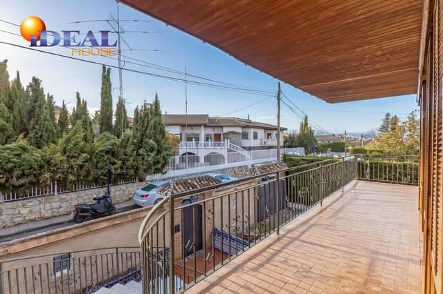 5 soveværelse Villa til salg i Gójar med swimmingpool garage - € 375.000 (Ref: 9533657)