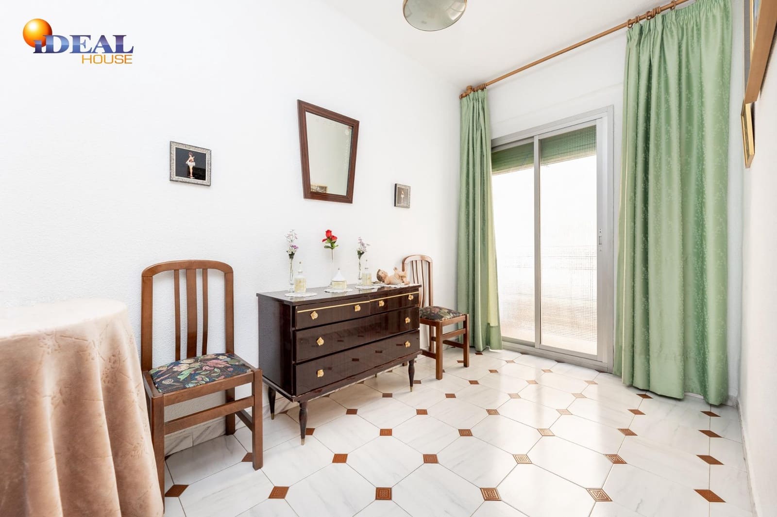 3 makuuhuone Asunto myytävänä paikassa Granada kaupunki - 175 000 € (Ref: 9533659)