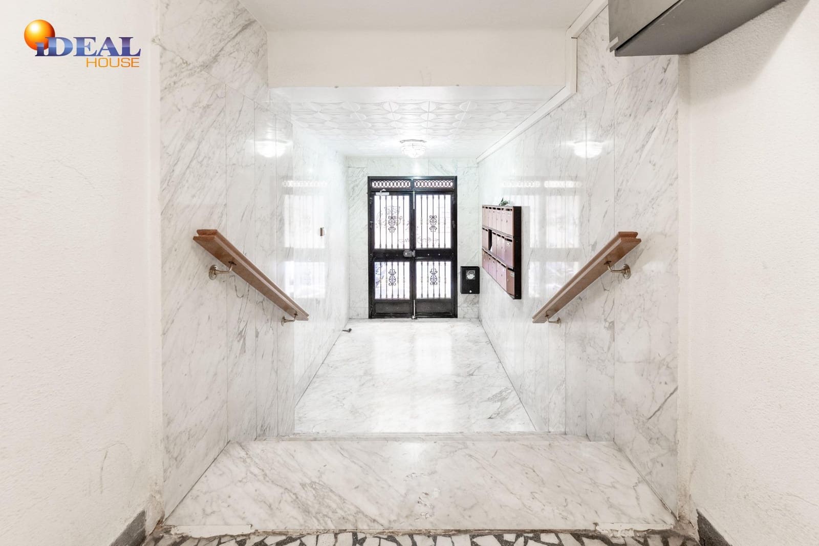 3 makuuhuone Asunto myytävänä paikassa Granada kaupunki - 175 000 € (Ref: 9533659)