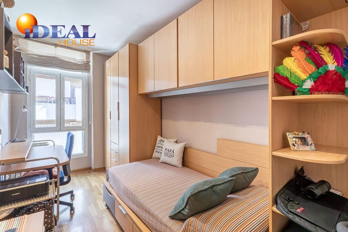 3 makuuhuone Asunto myytävänä paikassa Granada kaupunki - 585 000 € (Ref: 9533661)