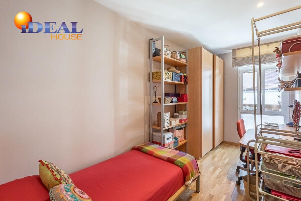 3 makuuhuone Asunto myytävänä paikassa Granada kaupunki - 585 000 € (Ref: 9533661)