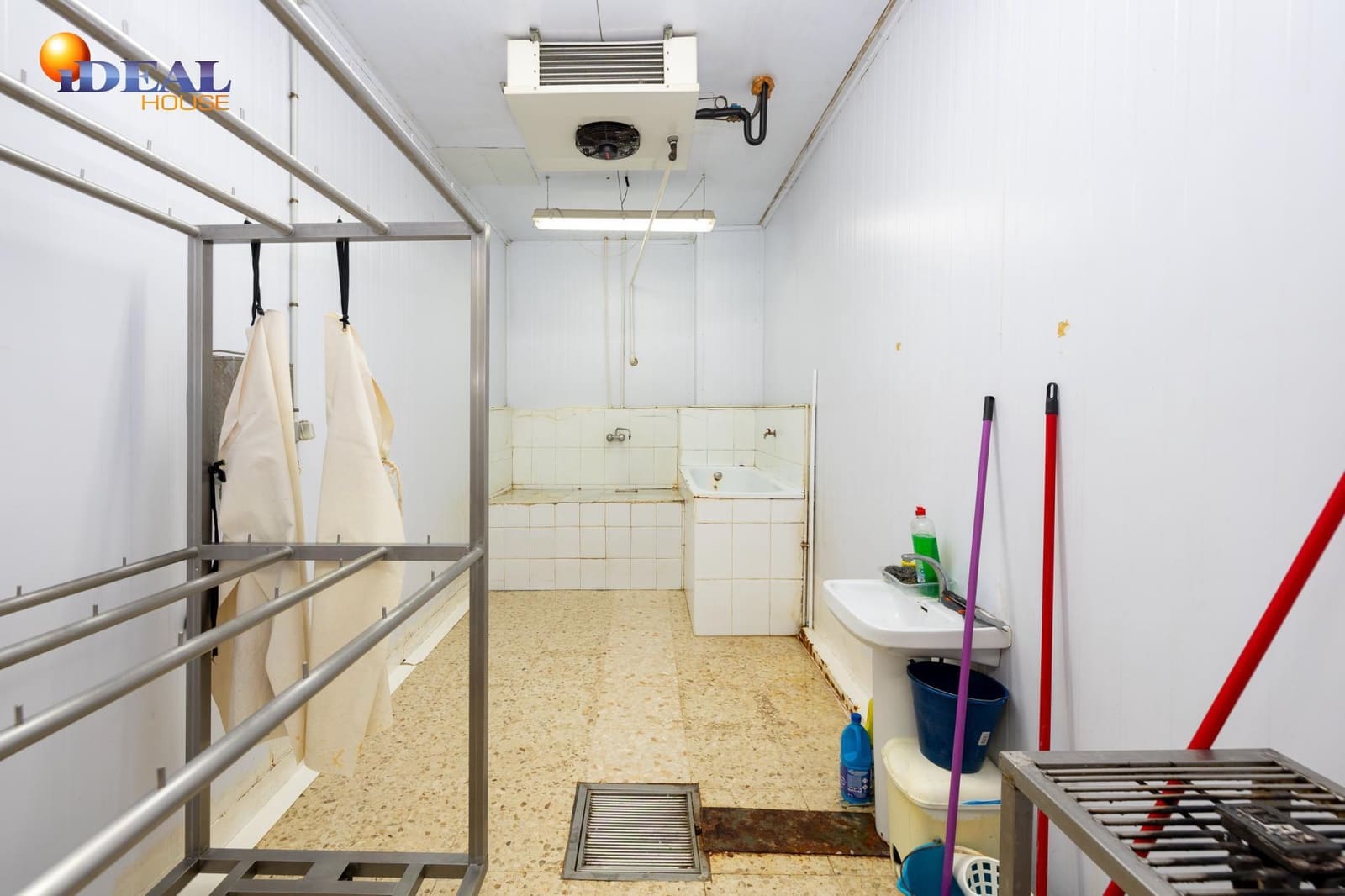 Empresa para venda em Illora - 270 000 € (Ref: 9533663)