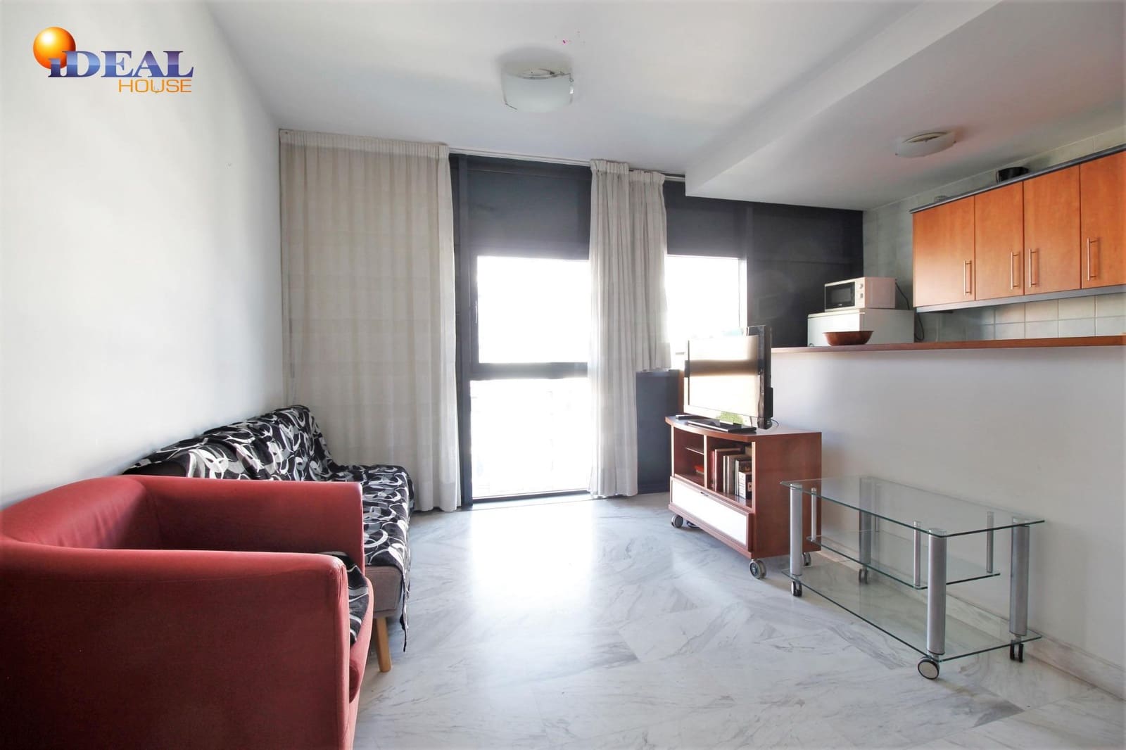 1 Zimmer Apartment zu vermieten in Granada Stadt mit Pool - 800 € (Ref: 9535873)