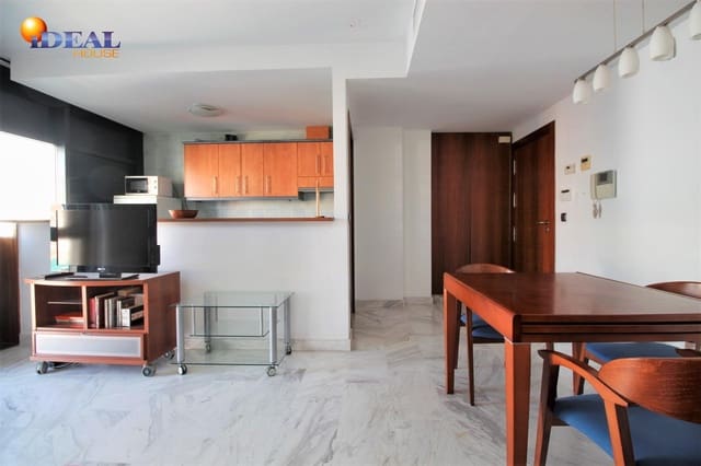 1 Zimmer Apartment zu vermieten in Figares, Granada Stadt mit Pool - 800 € (Ref: 9535873)