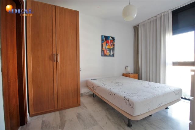 1 Zimmer Apartment zu vermieten in Figares, Granada Stadt mit Pool - 800 € (Ref: 9535873)