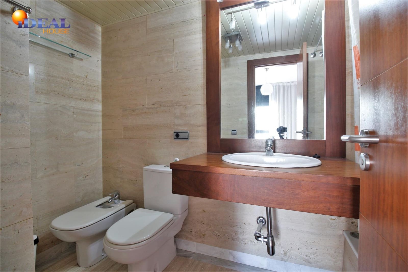 1 Zimmer Apartment zu vermieten in Granada Stadt mit Pool - 800 € (Ref: 9535873)