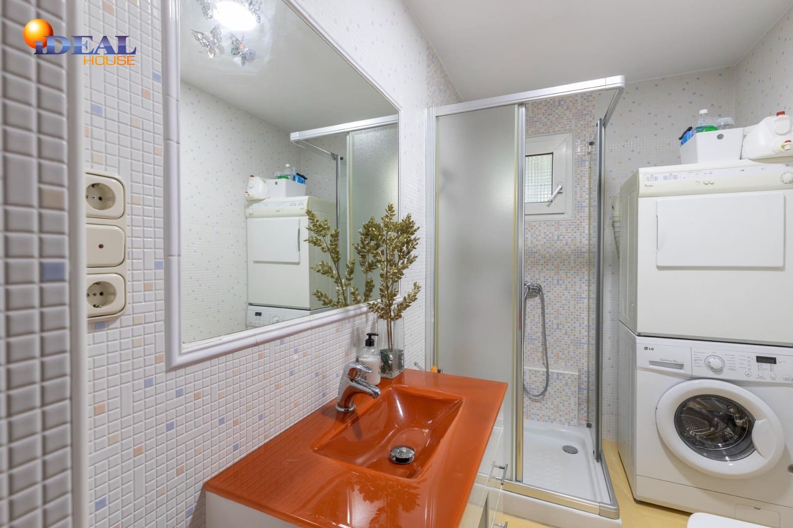 6 soveværelse Villa til salg i Otura med swimmingpool garage - € 540.000 (Ref: 9535875)