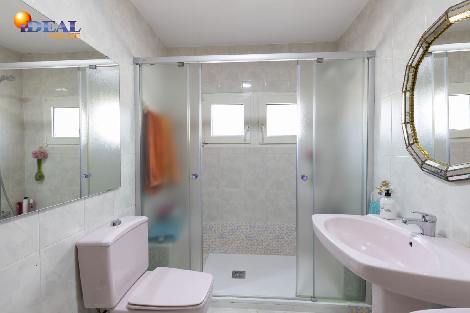 6 soveværelse Villa til salg i Otura med swimmingpool garage - € 540.000 (Ref: 9535875)