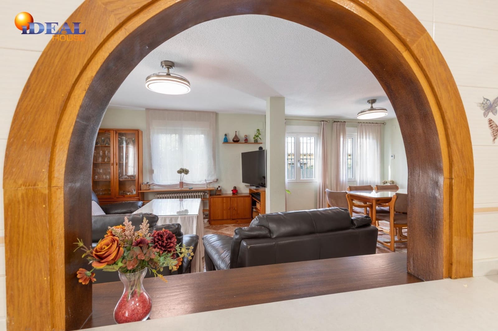 6 soveværelse Villa til salg i Otura med swimmingpool garage - € 540.000 (Ref: 9535875)