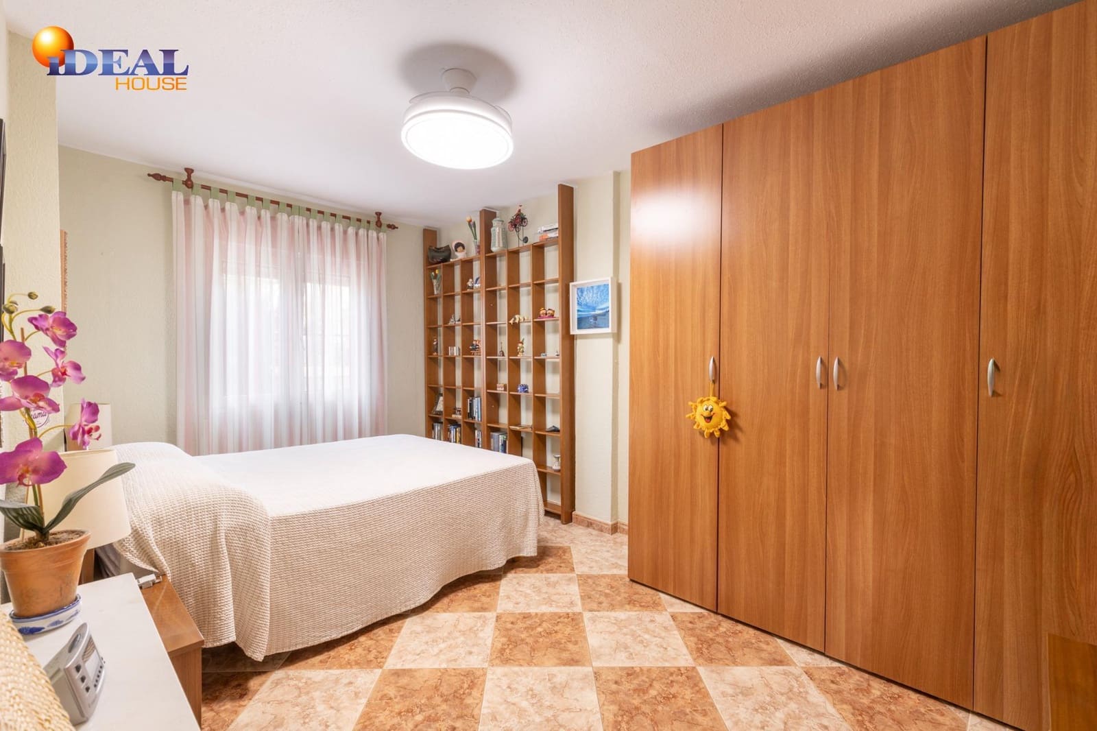 6 soveværelse Villa til salg i Otura med swimmingpool garage - € 540.000 (Ref: 9535875)