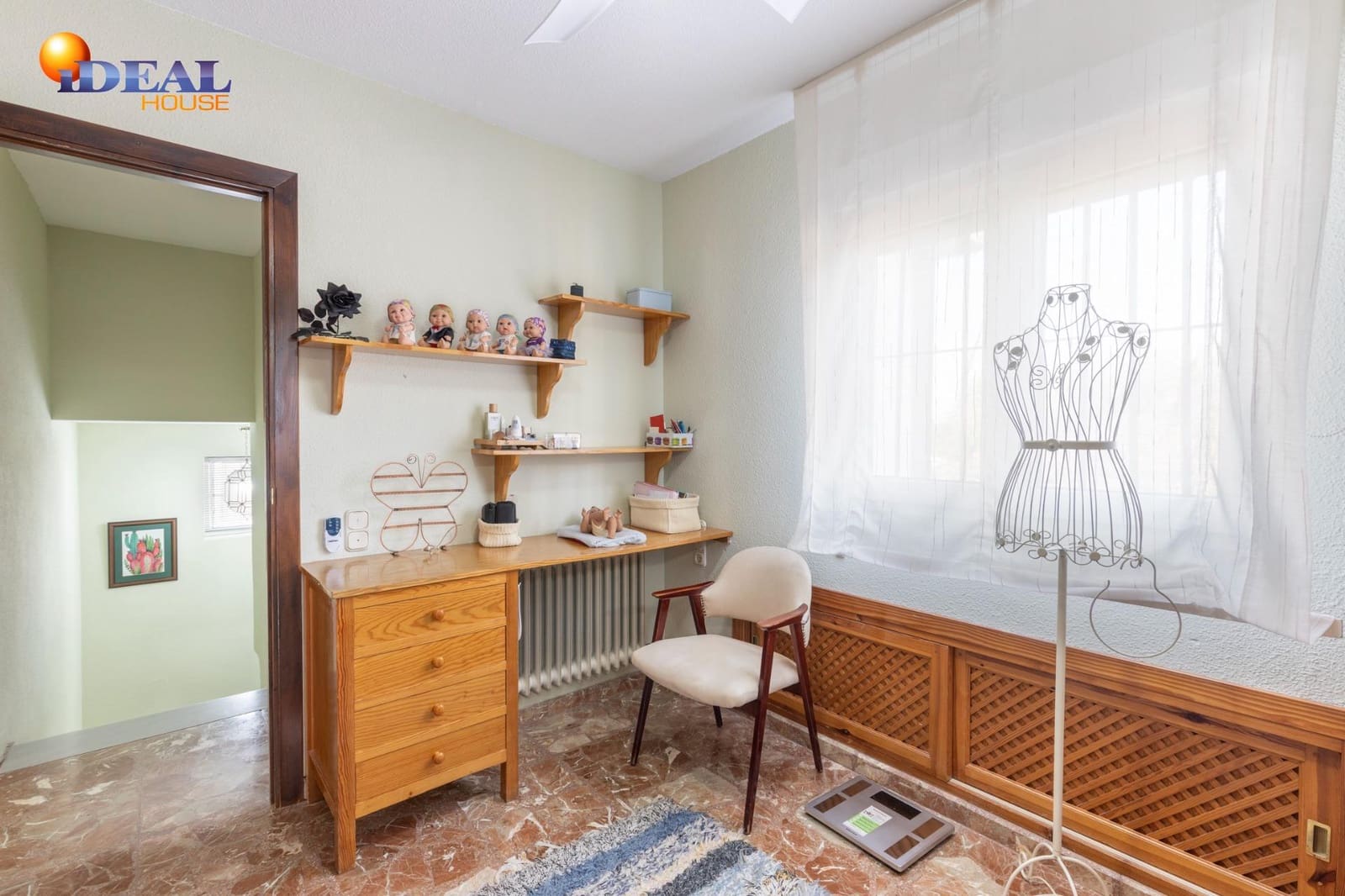 6 soveværelse Villa til salg i Otura med swimmingpool garage - € 540.000 (Ref: 9535875)